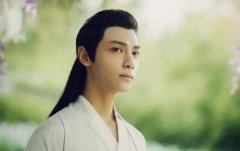 山根断而准头丰配脚底长痣的面相富贵运